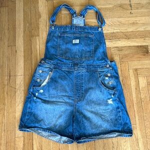 Levi’s short overalls